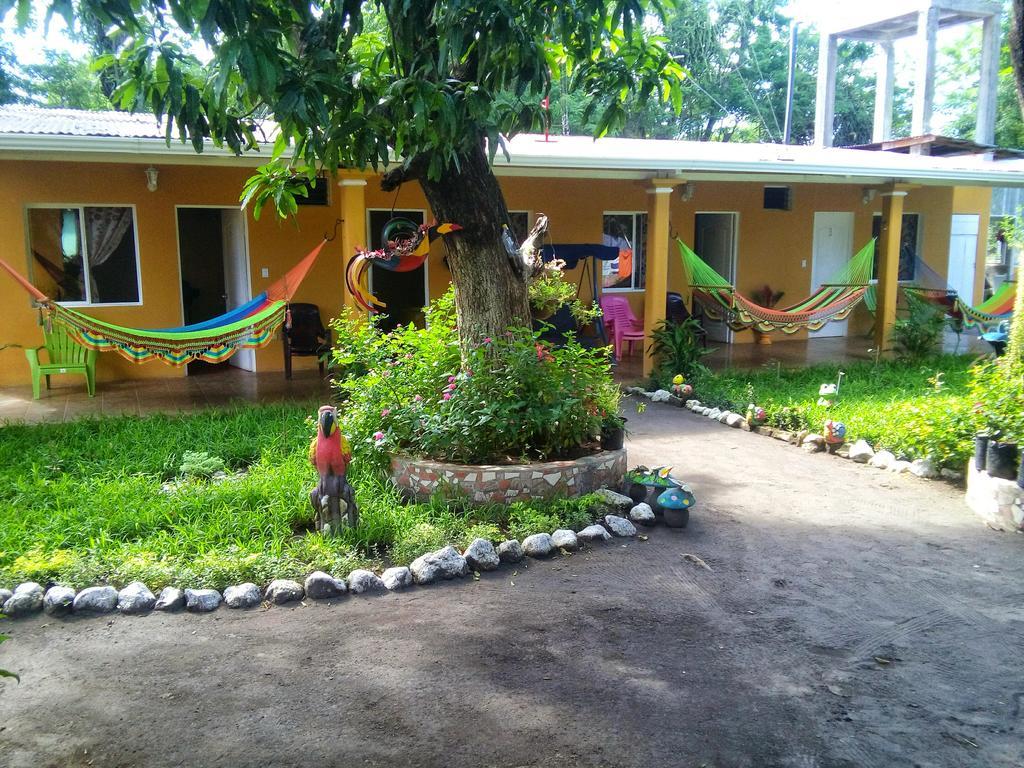 Hostal Nathaly Moyogalpa Εξωτερικό φωτογραφία